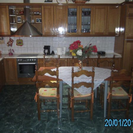 George'S House Apartment Agios Matthaios  ภายนอก รูปภาพ