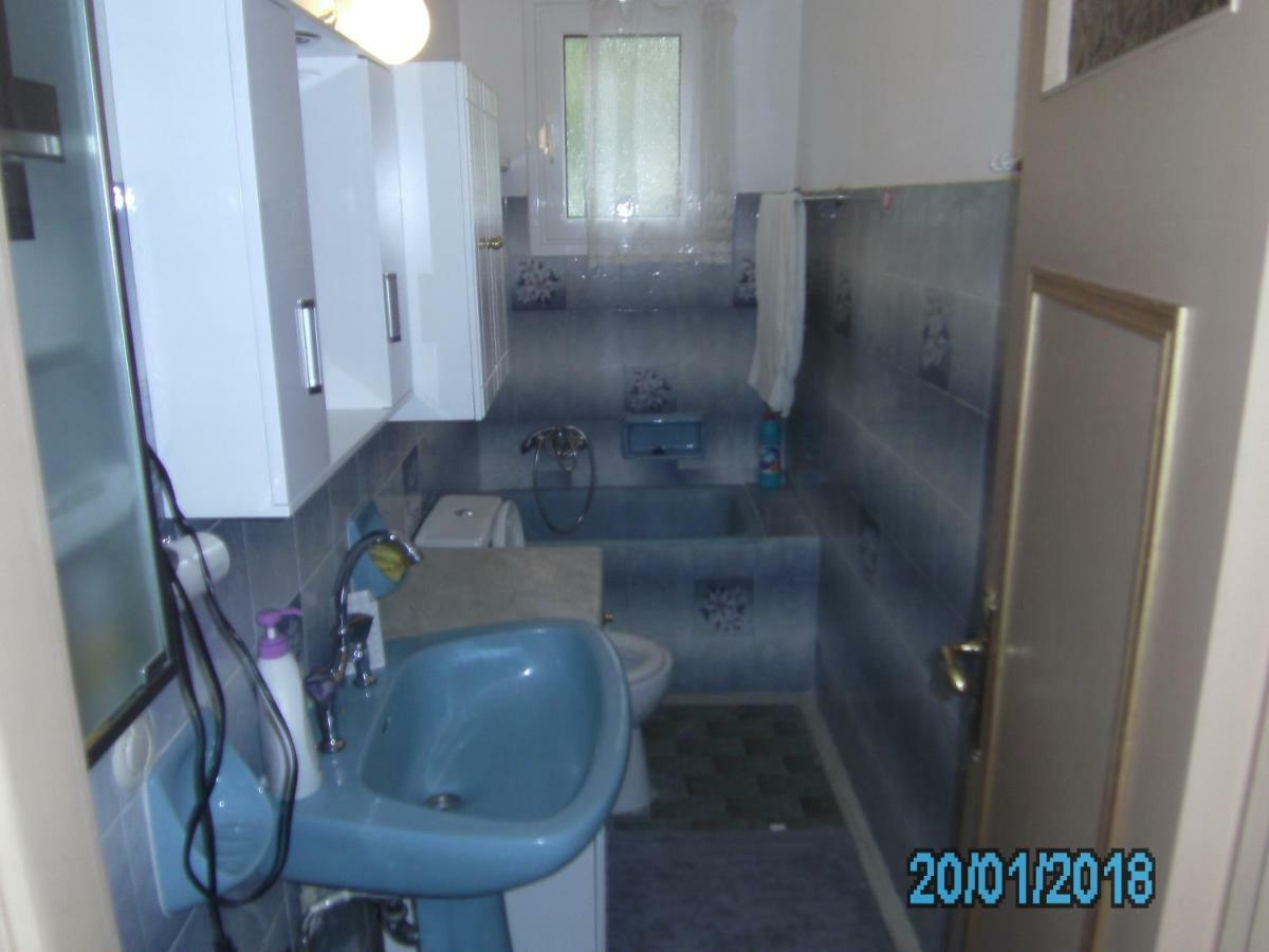 George'S House Apartment Agios Matthaios  ภายนอก รูปภาพ